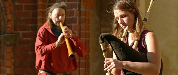 Gäste bei den 18. Liedertagen Cosima Hoffmann und Hans Hegner alias Duo Kleine Sekunde