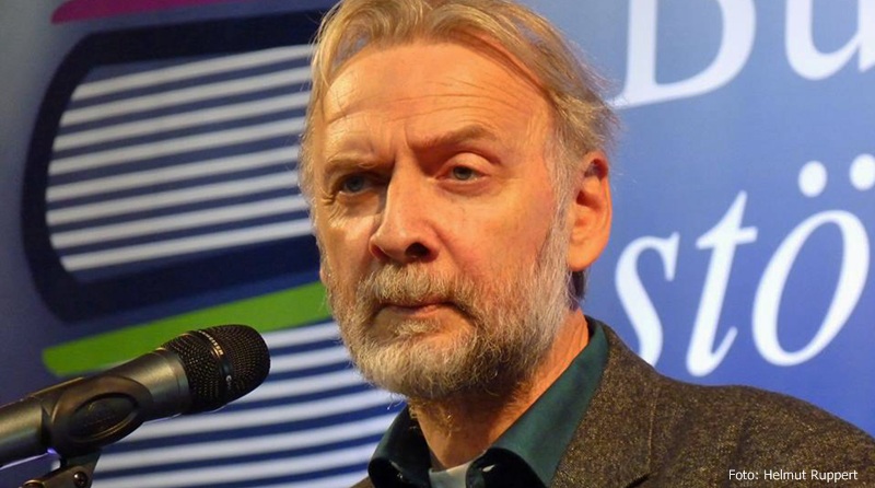 Jürgen Hardeck, Geschäftsführer des Kultursommers Rheinland-Pfalz, bei der Eröffnung der 1. Buchmesse Rheinland-Pfalz 2014 * Foto: Helmut Ruppert