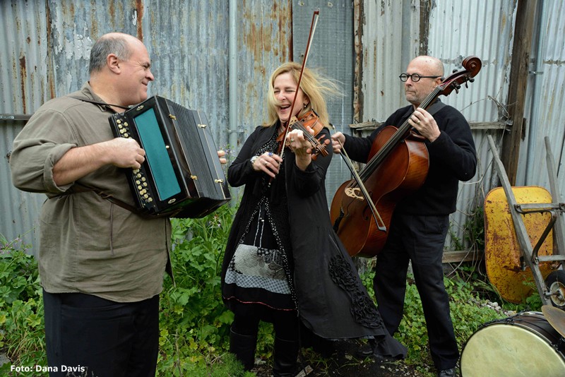 Veretski Pass mit Joshua Horowitz (li.) * Foto: Dana Davis