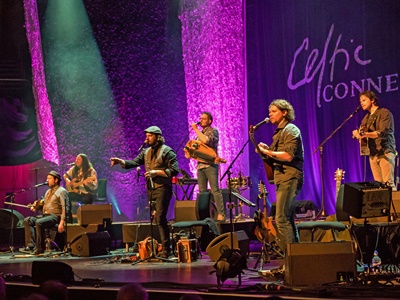 Le Vent du Nord & De Temps Antan bei Celtic Connections  * Foto: Michel Faubert