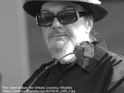 Dr. John * Foto: Derek Bridges New Orleans, Louisiana, Wikipedia,  https://commons.wikimedia.org/wiki/File:Dr._John_2.jpg