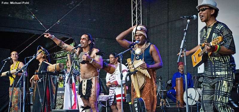 Small Island Big Song in Rudolstadt 2019 * Foto: Michael Pohl Small Island Big Song in Rudolstadt 2019 * Foto: Michael Pohl