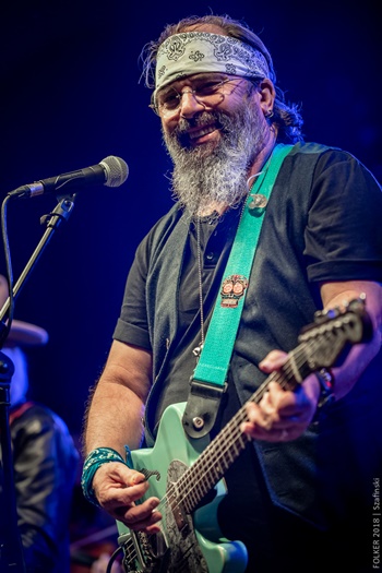 Steve Earle