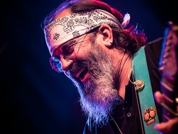 Steve Earle